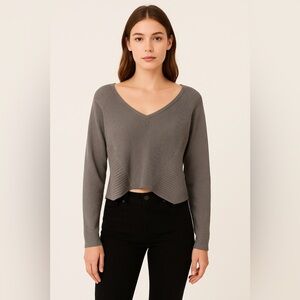 Express Body Contour Gray Ribbed Deep V Sweater M